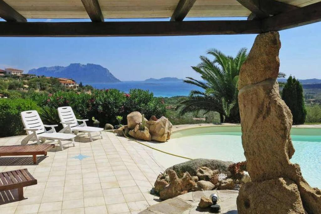 Villa And Pool Tavolara View Porto Istana Bagian luar foto